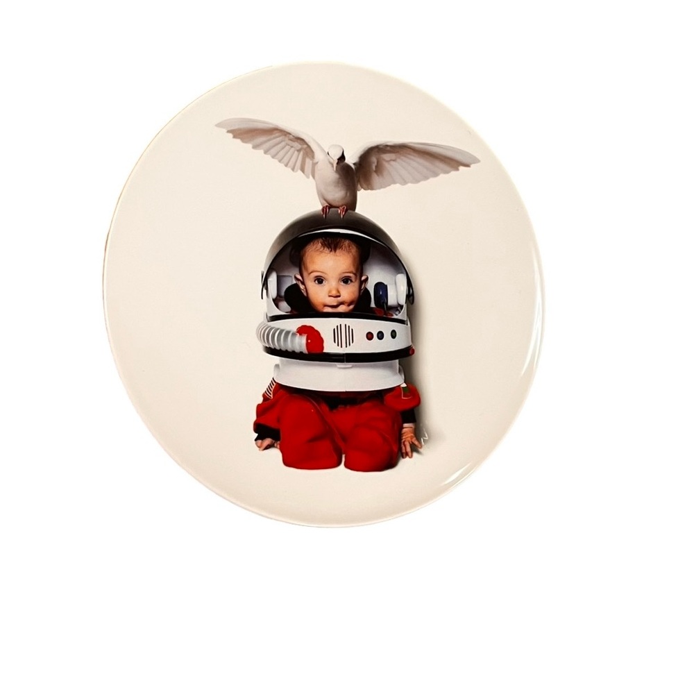 HTF Villeroy & Boch Daniela Kostova Wall Plate Art Cosmonaut Zukunftstraume